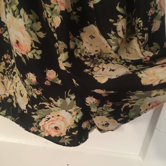 Romper M - Picture 3 of 5